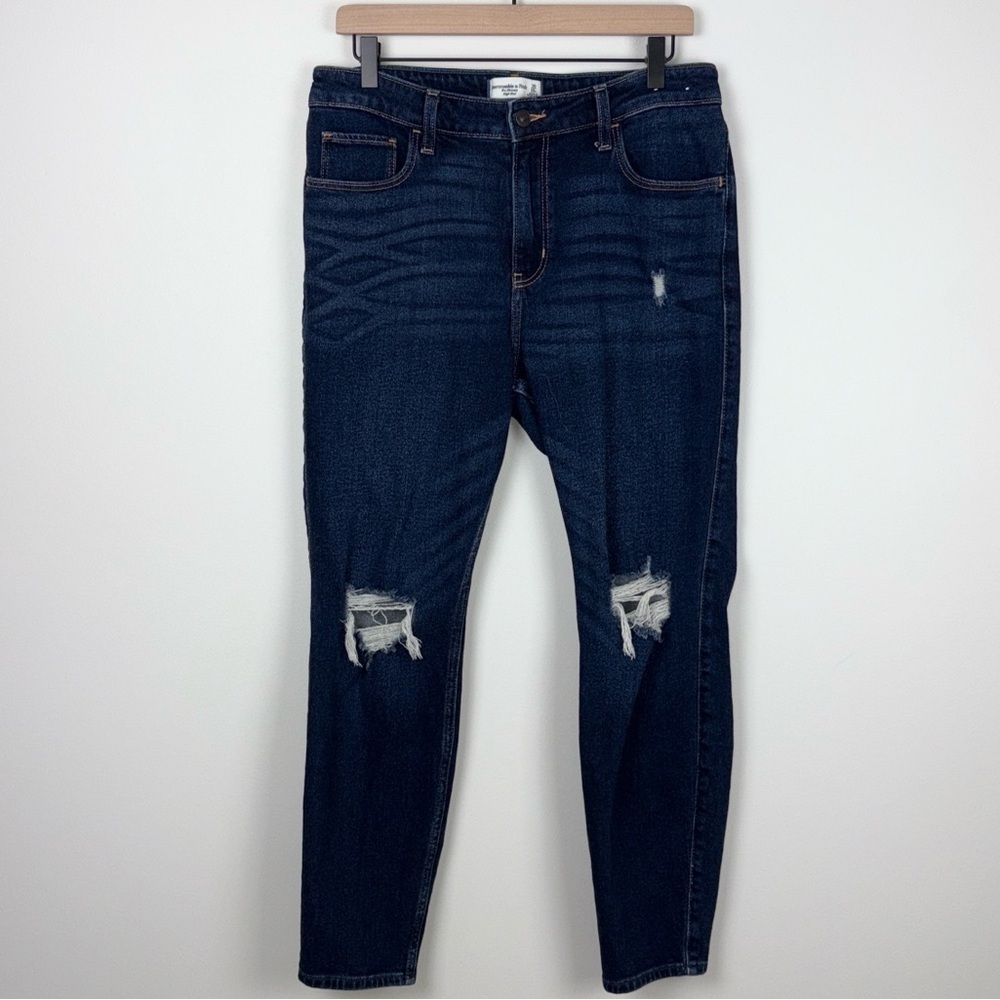 Abercrombie & Fitch Skinny Jeans High Rise Women’s Size 30 or 10 Dark Wash Denim